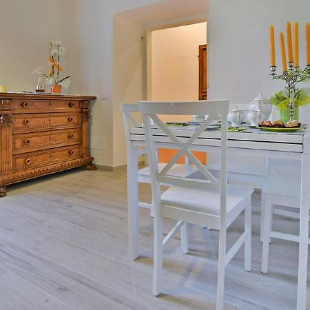 1 Bedroom Gorgeous Apartment In Arezzo Ngoại thất bức ảnh