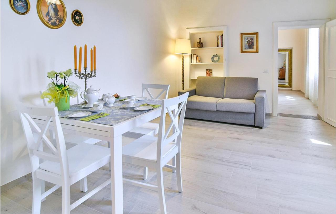 1 Bedroom Gorgeous Apartment In Arezzo Ngoại thất bức ảnh