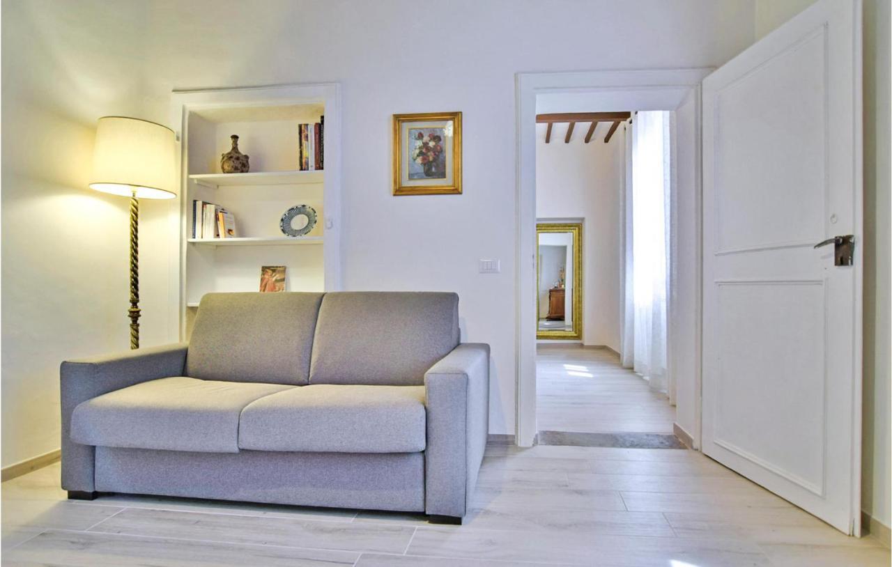 1 Bedroom Gorgeous Apartment In Arezzo Ngoại thất bức ảnh