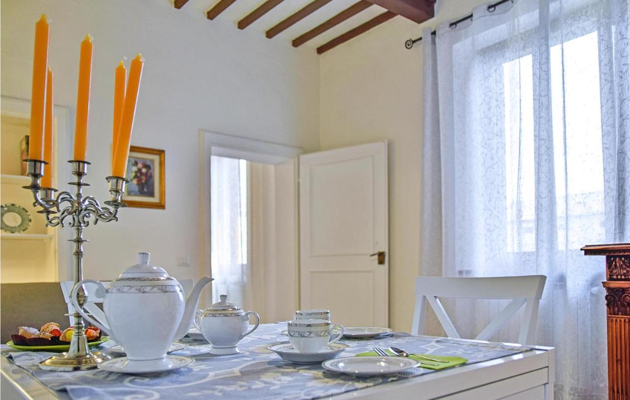 1 Bedroom Gorgeous Apartment In Arezzo Ngoại thất bức ảnh