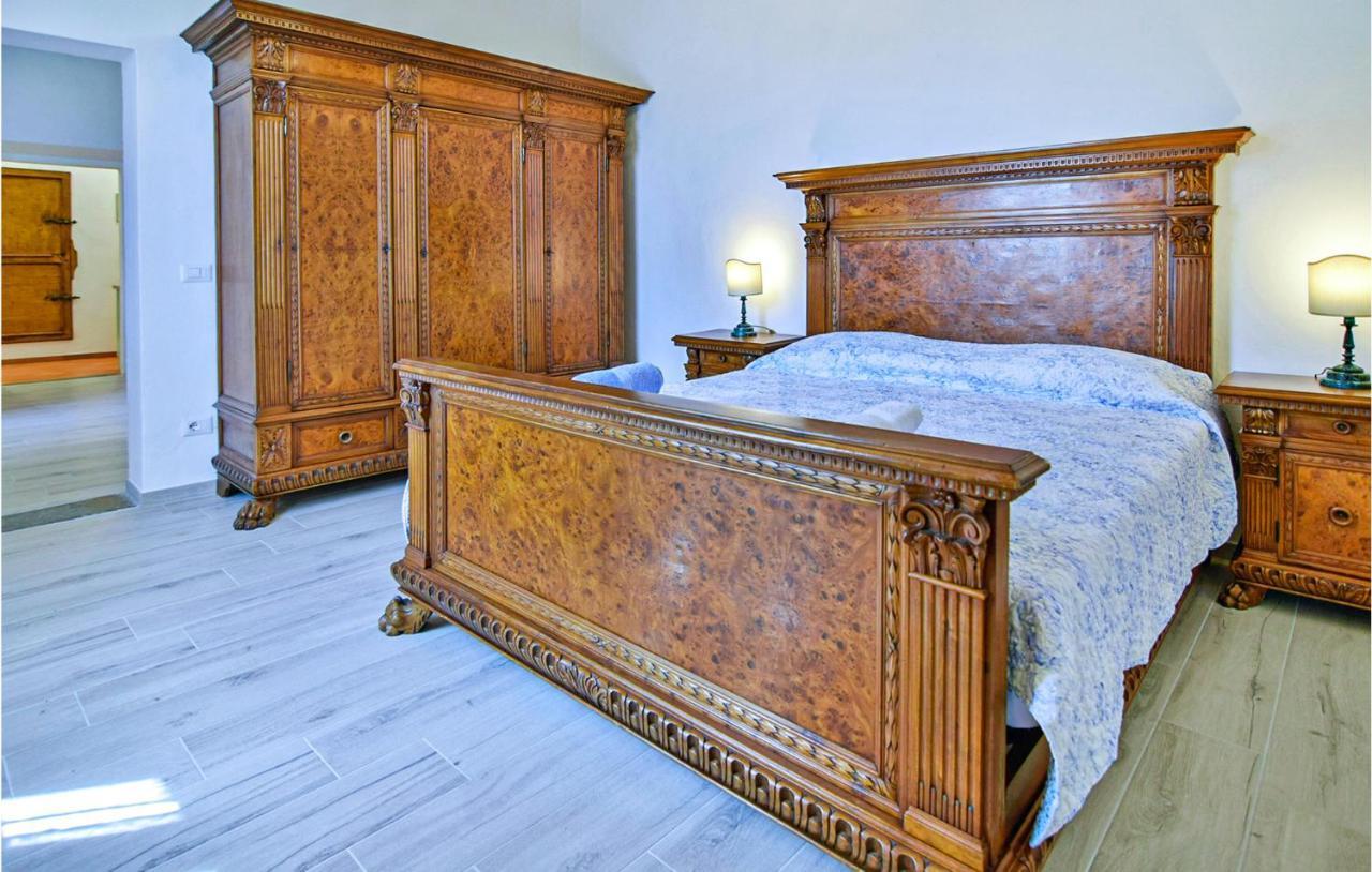 1 Bedroom Gorgeous Apartment In Arezzo Ngoại thất bức ảnh