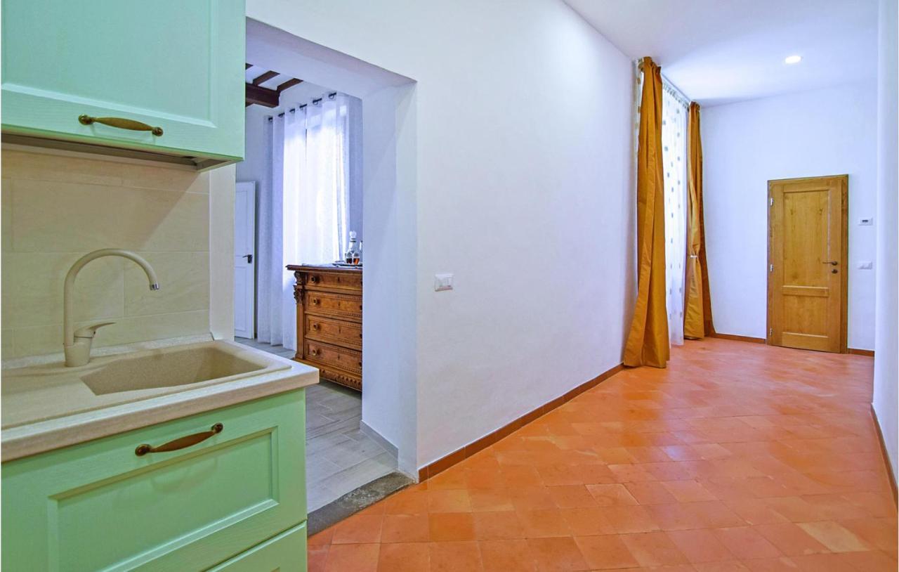 1 Bedroom Gorgeous Apartment In Arezzo Ngoại thất bức ảnh